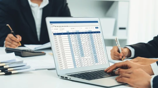 de-quelle-facon-un-logiciel-de-facturation-en-ligne-simplifie-la-collaboration-avec-votre-expert-comptable